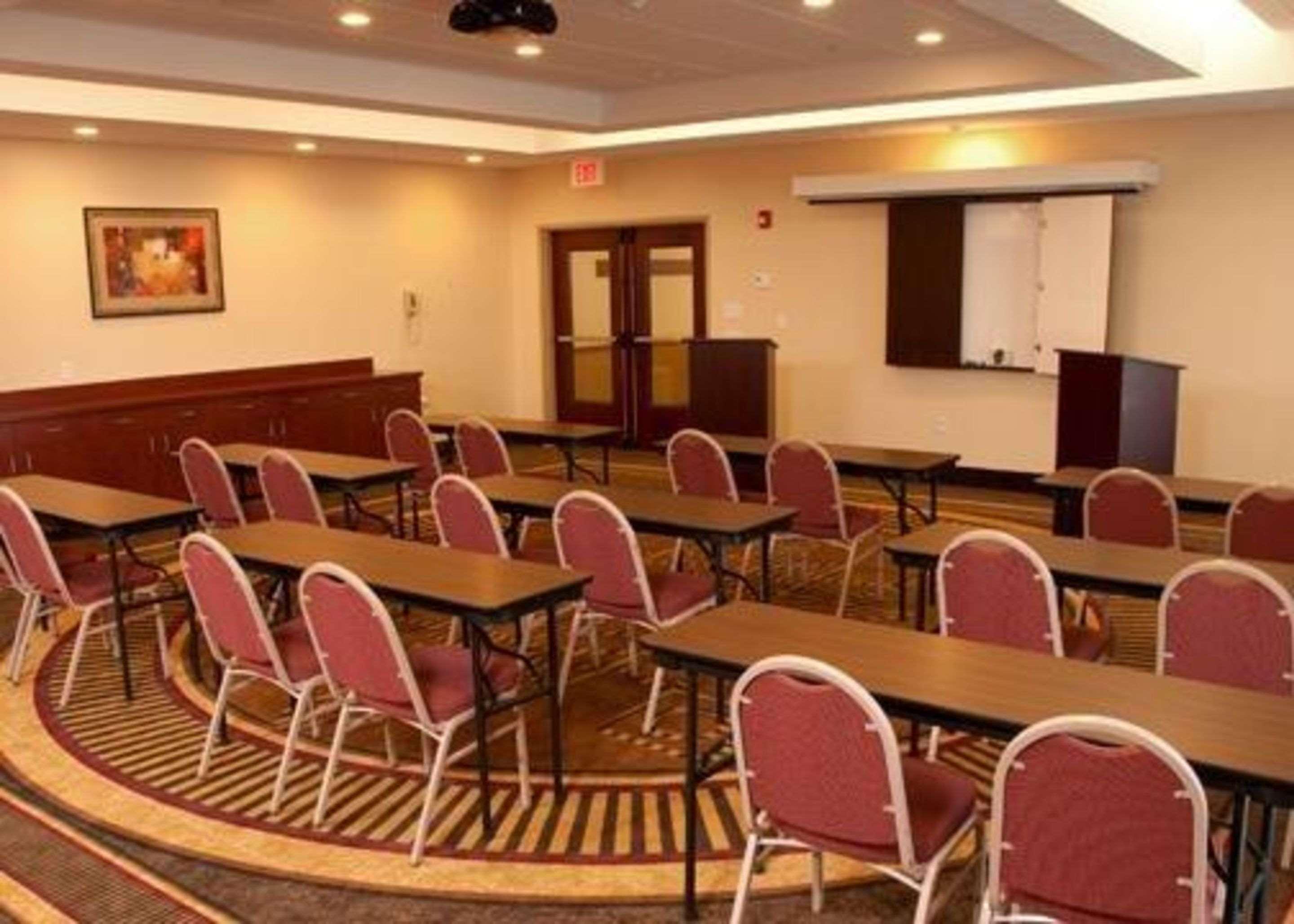 Comfort Inn & Suites Kent - University Area Esterno foto
