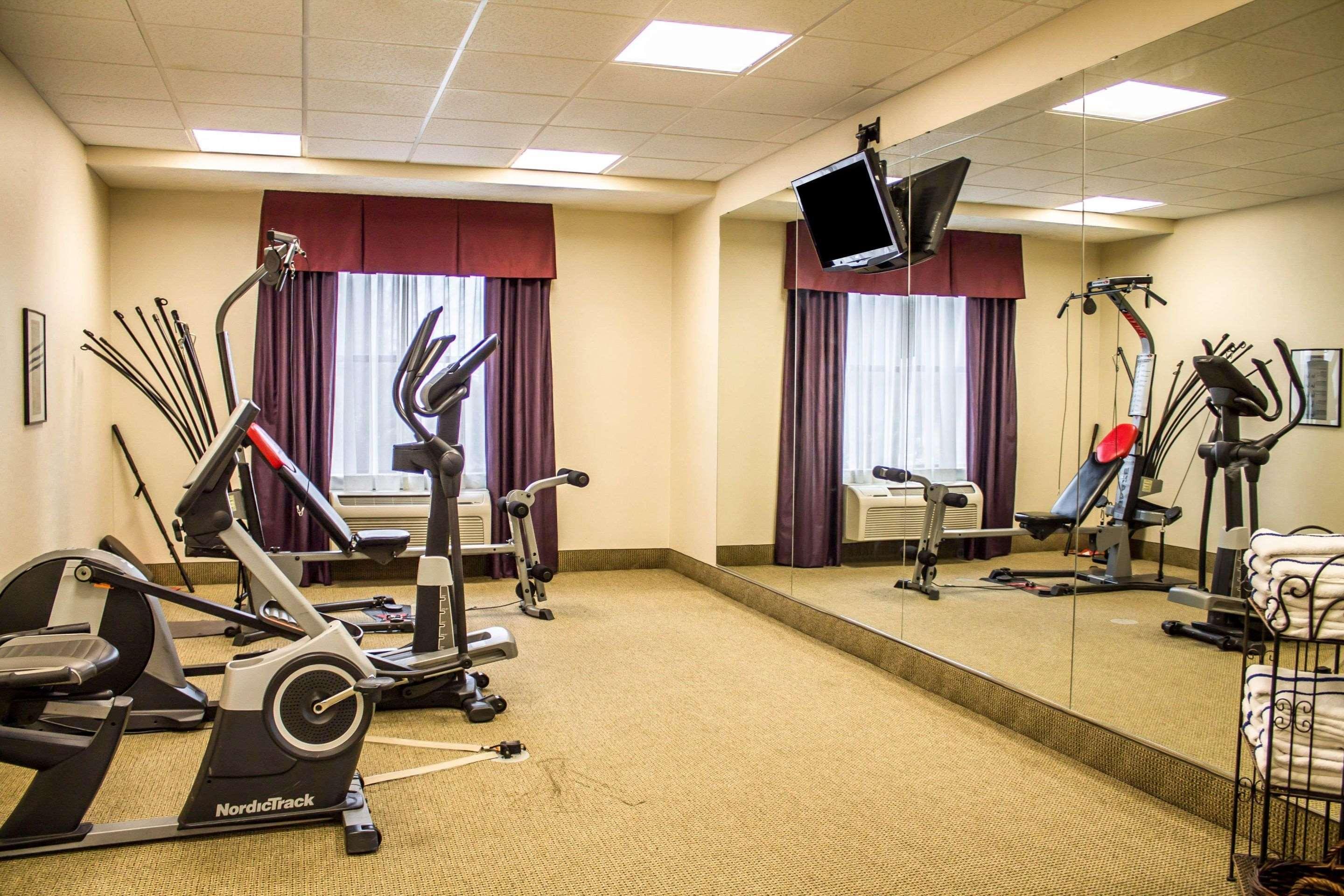Comfort Inn & Suites Kent - University Area Esterno foto