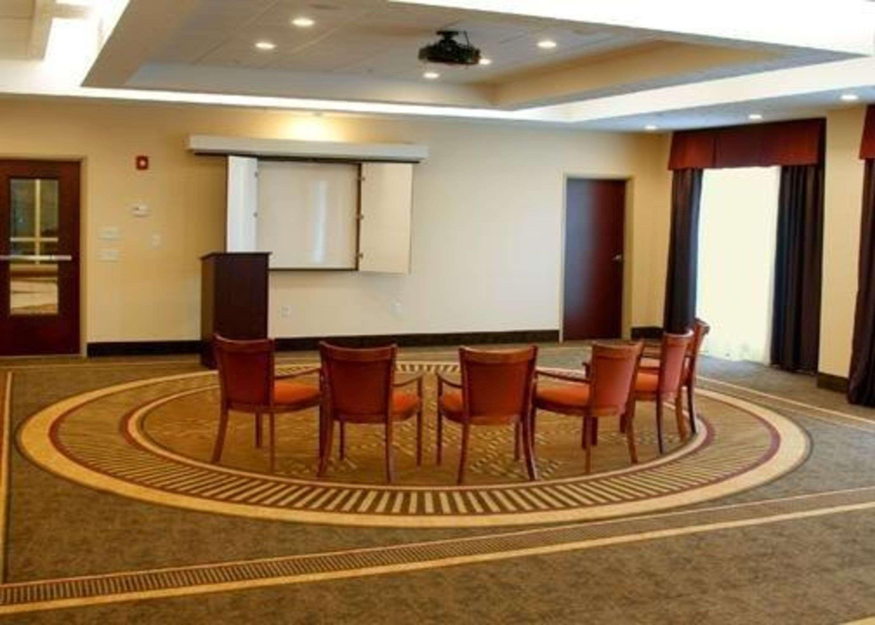 Comfort Inn & Suites Kent - University Area Esterno foto