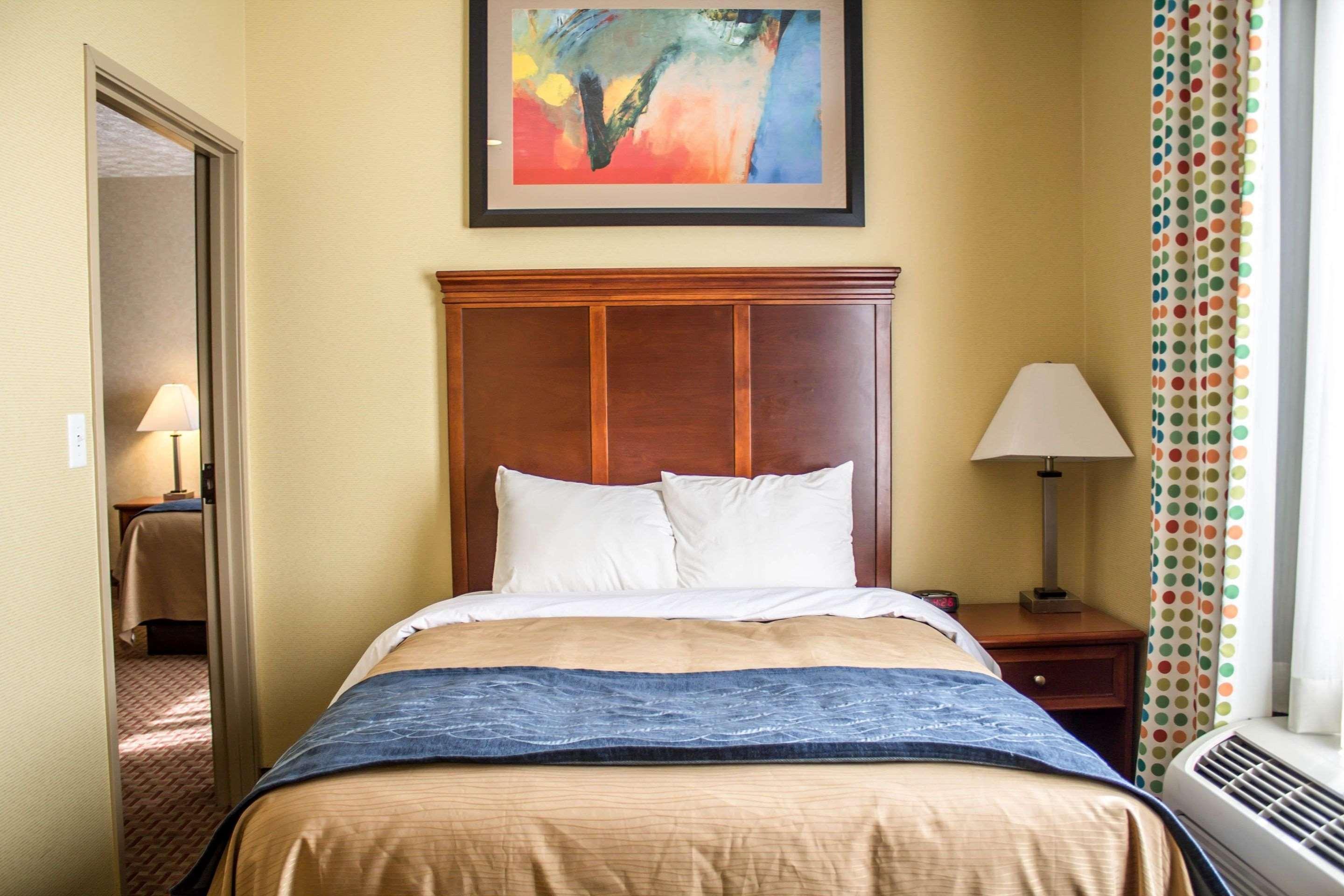 Comfort Inn & Suites Kent - University Area Esterno foto