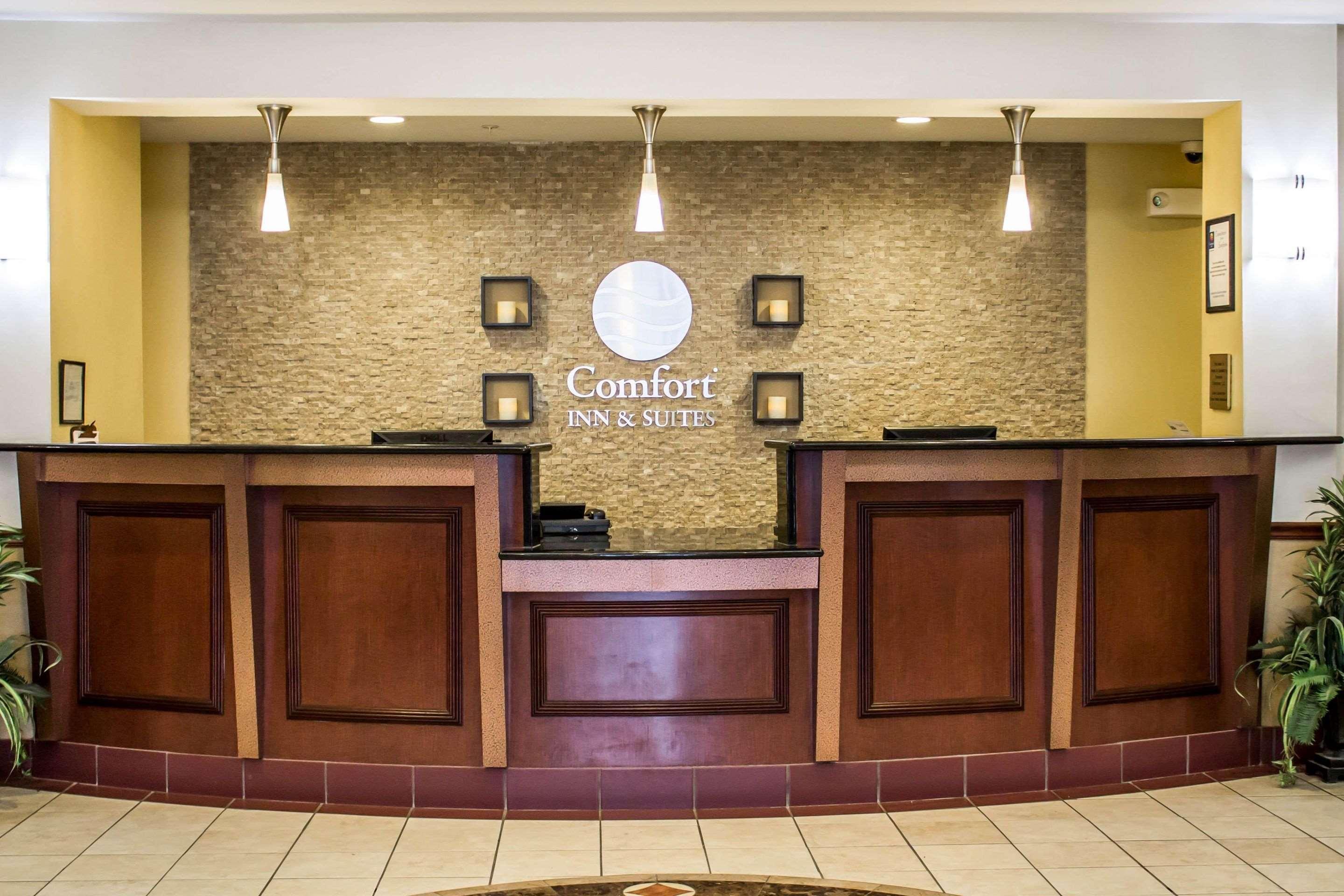 Comfort Inn & Suites Kent - University Area Esterno foto